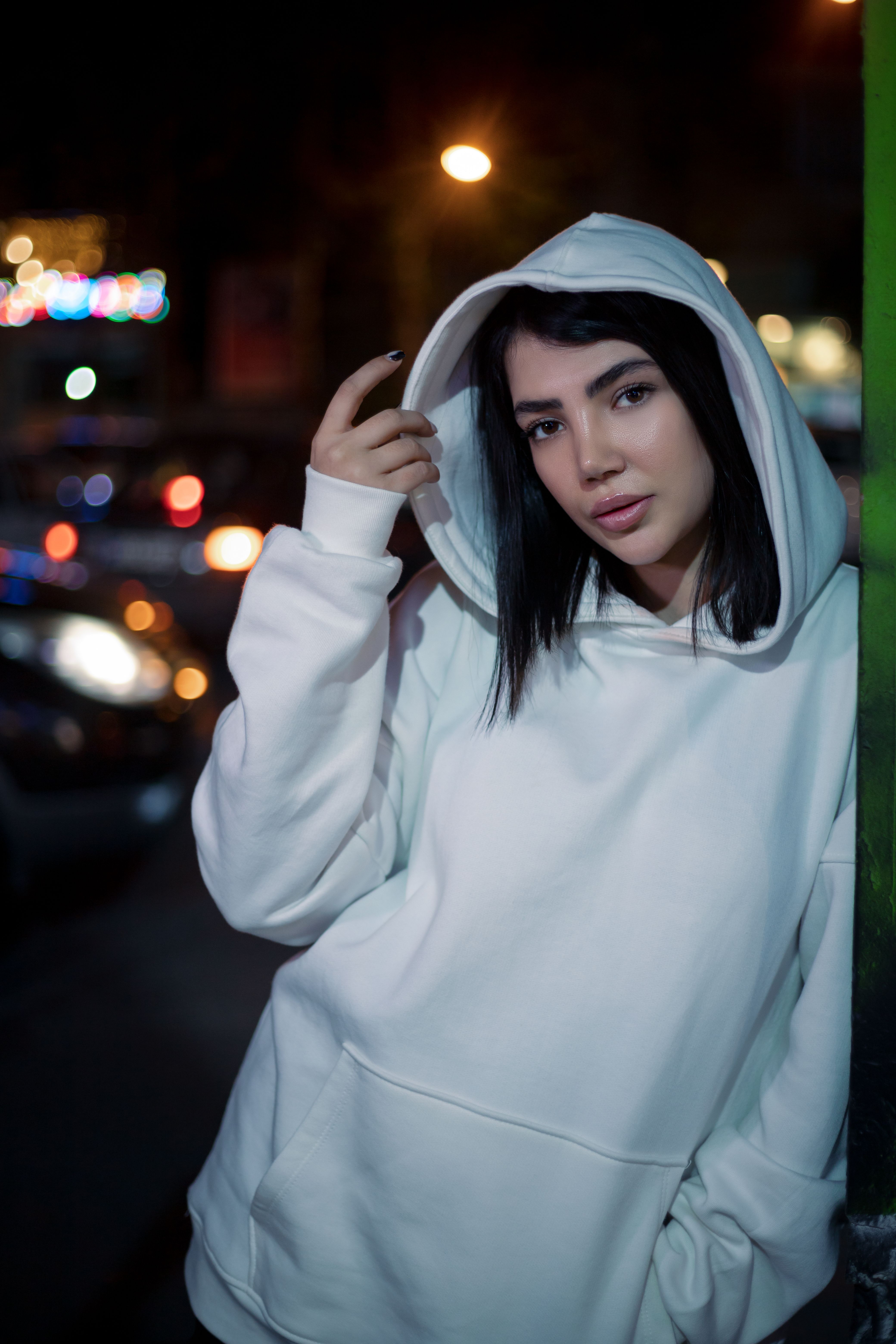 VANTA Relaxed Hoodie